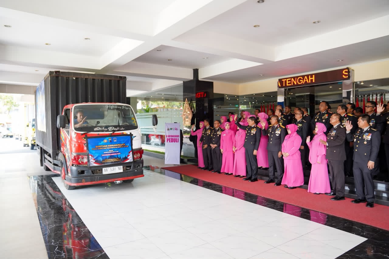 Polda Jateng Kirim 10 Truk Bantuan dan Tim Medis untuk Korban Gempa NTT