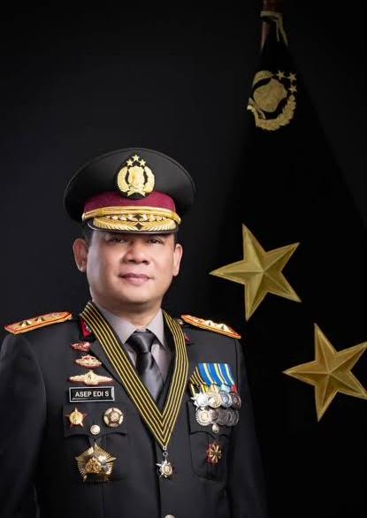 Kapolda Metro Jaya Komjen Pol. Asep Edi Suheri Naik Pangkat, Raih Penghargaan Presiden dan Catat Prestasi Gemilang