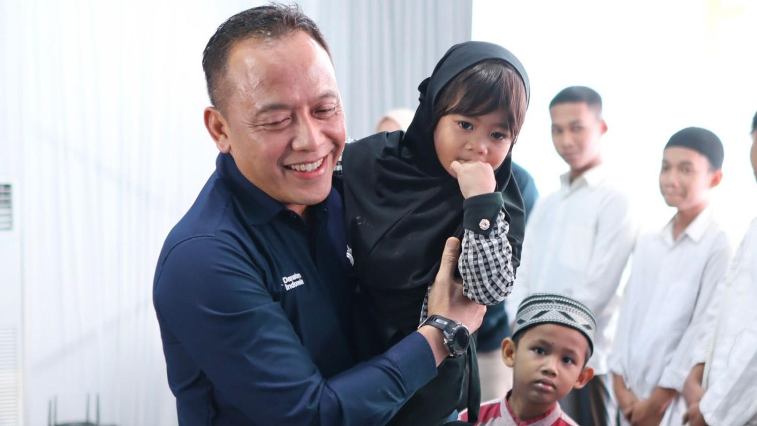 PalmCo Salurkan Rp17,1 Miliar untuk Kesehatan, UMKM dan Lingkungan