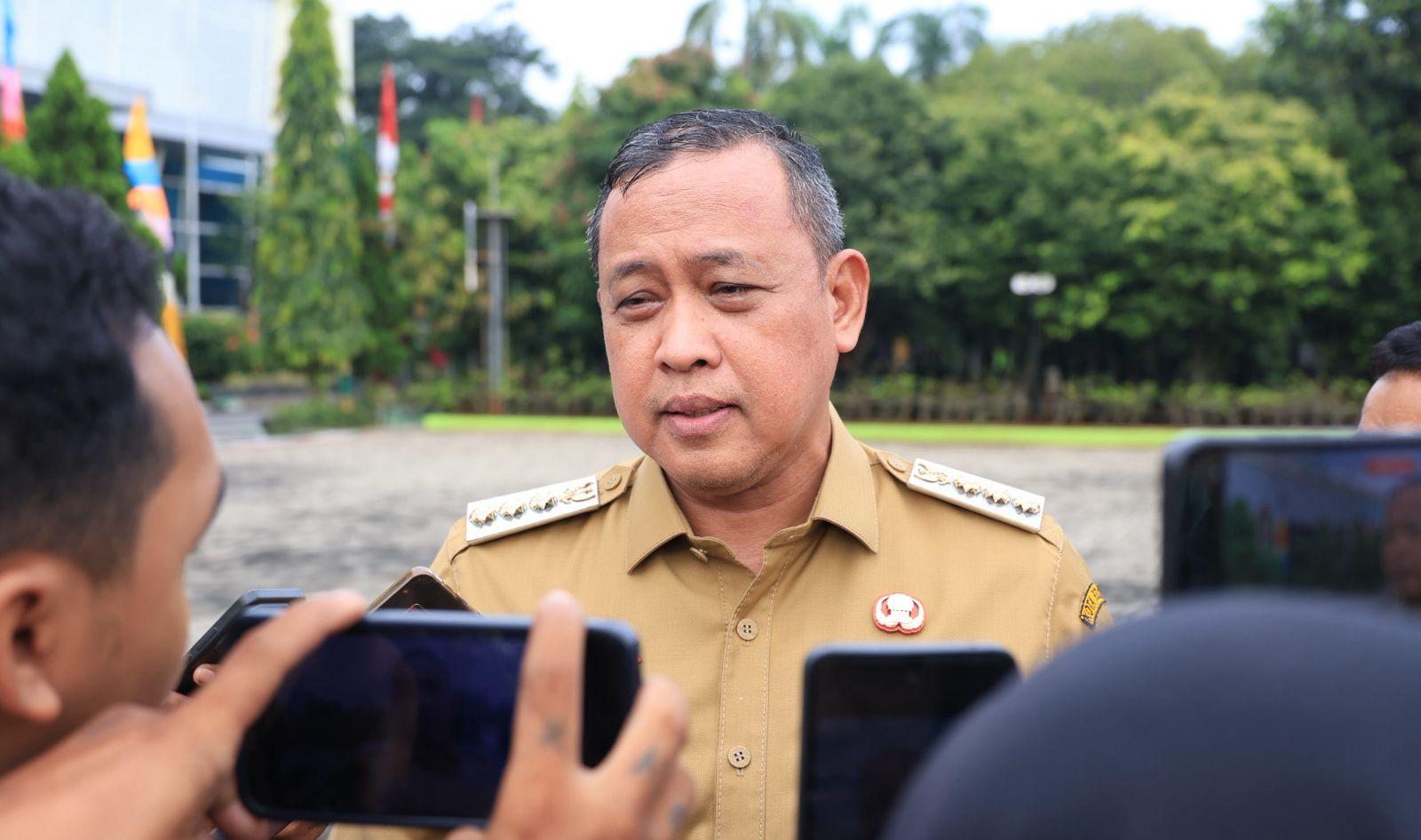 Pemkot Bekasi Terapkan WFH ASN Setiap Rabu, Tri Adhianto Pastikan Pelayanan Publik Tetap Optimal