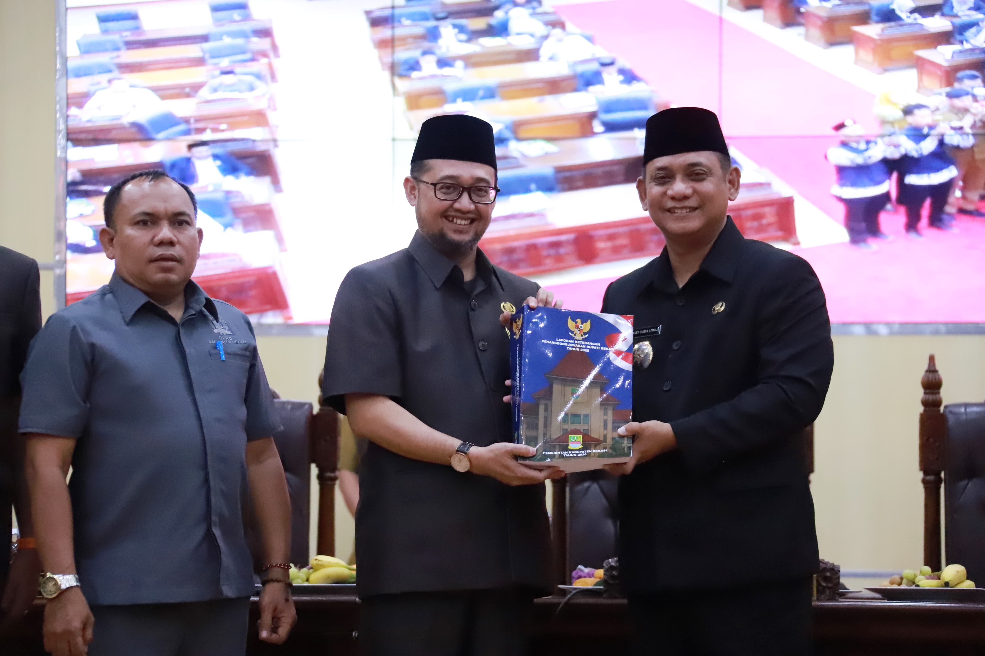 Asep Surya Atmaja Dukung Raperda Perlindungan Guru dan Tenaga Kependidikan di Kabupaten Bekasi