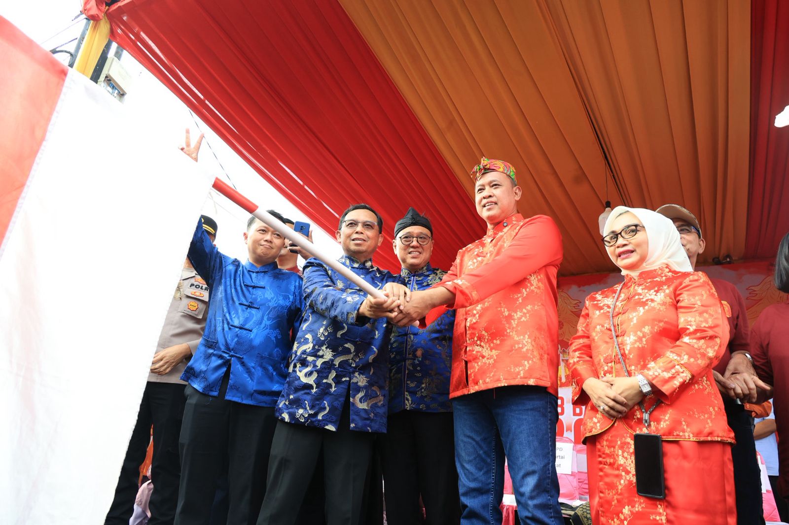 Tri Adhianto Hadiri Kirab Cap Go Meh di Kelenteng Hok Lay Kiong, Bukti Toleransi Kota Bekasi di Bulan Ramadhan