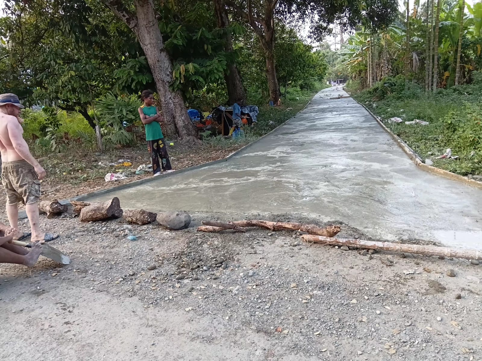Gotong Royong TNI dan Warga Berbuah Nyata, Jalan TMMD Ke-130 Rampung 100 Persen