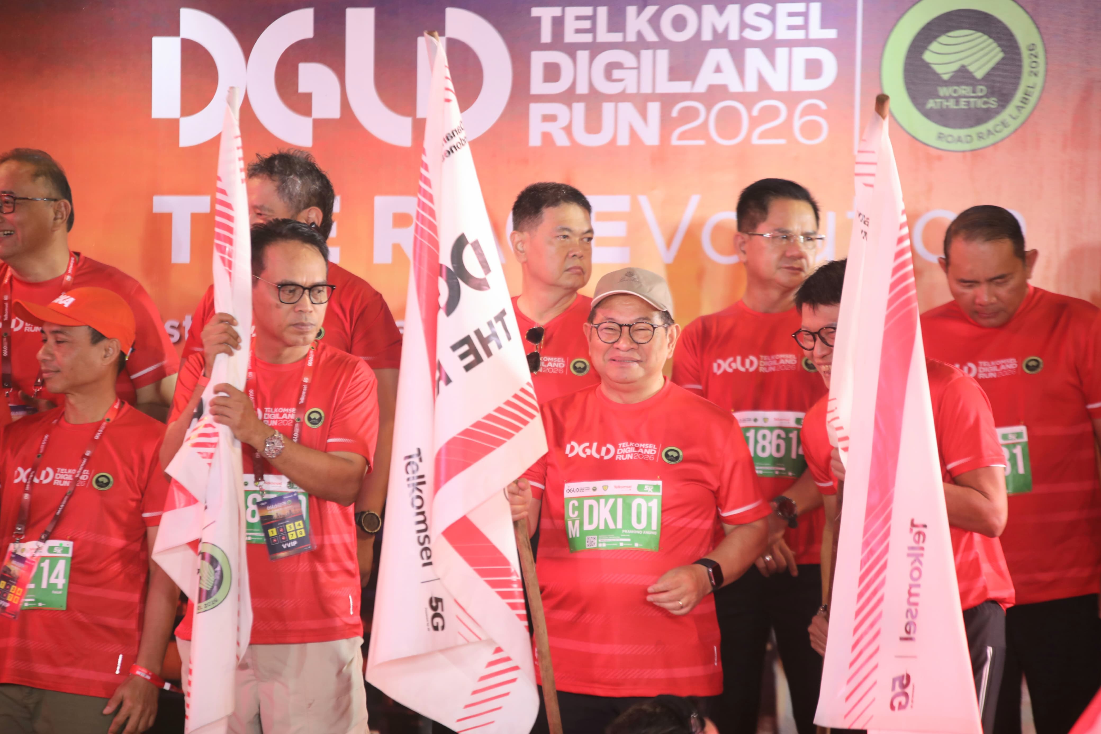 Hadiri Flag Off Telkomsel Digiland Run 2026 di GBK, Gubernur Pramono : Perkuat Posisi Sport Tourism Internasional